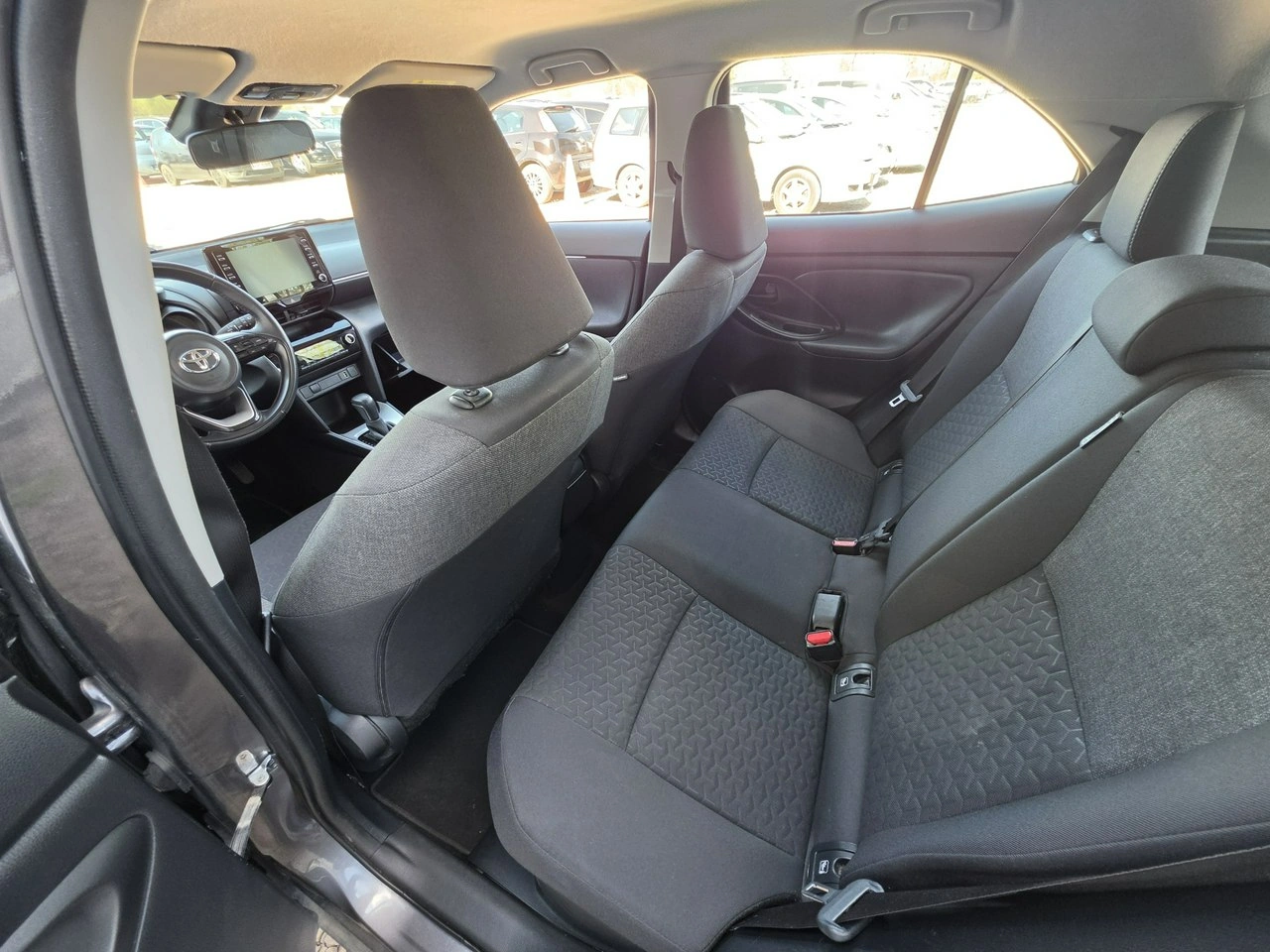 Toyota Yaris Cross - Zdjęcie 17