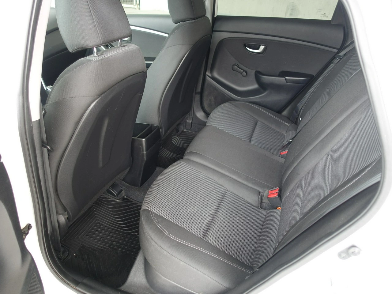 Hyundai i30 - Zdjęcie 15