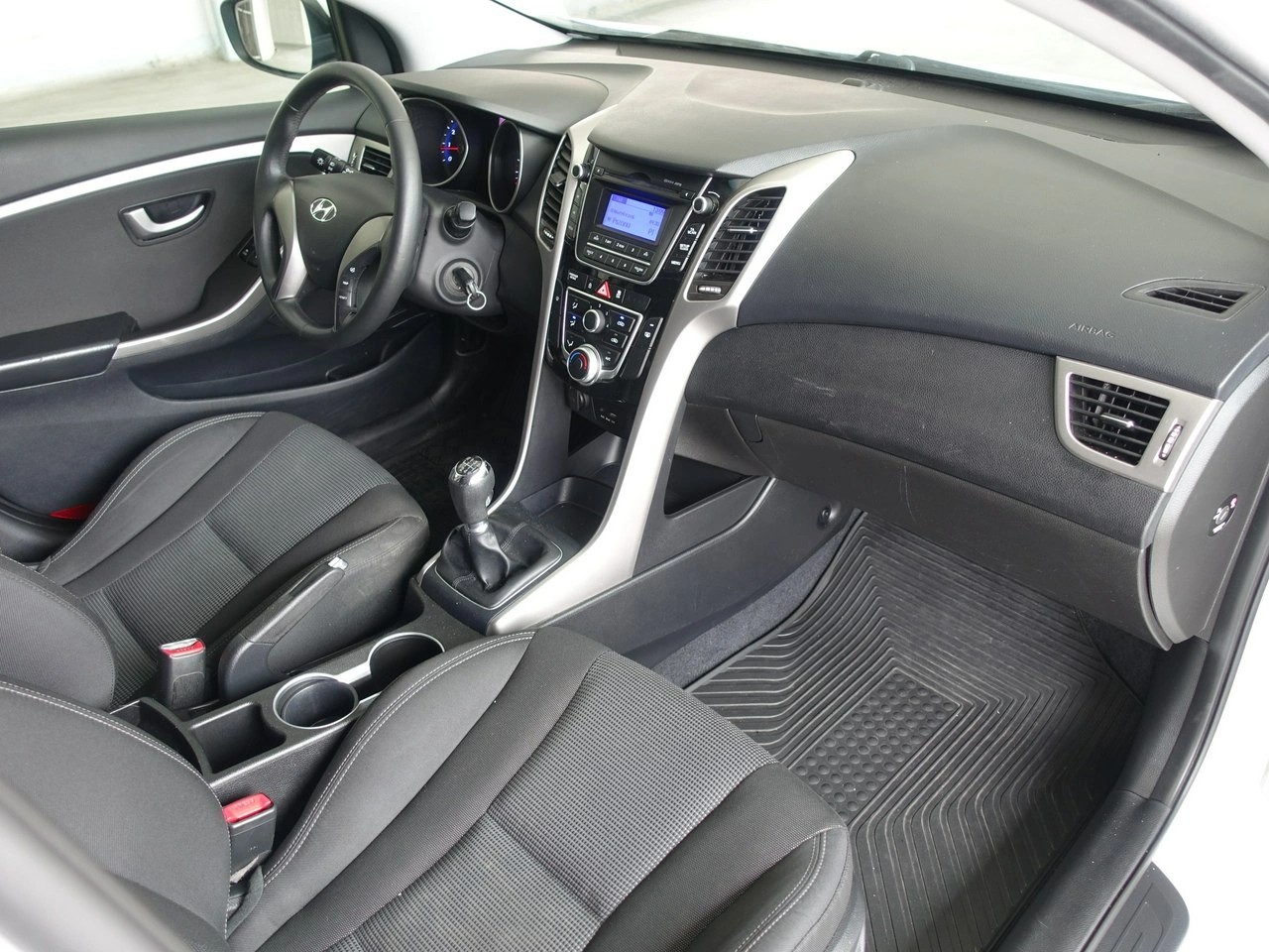 Hyundai i30 - Zdjęcie 17