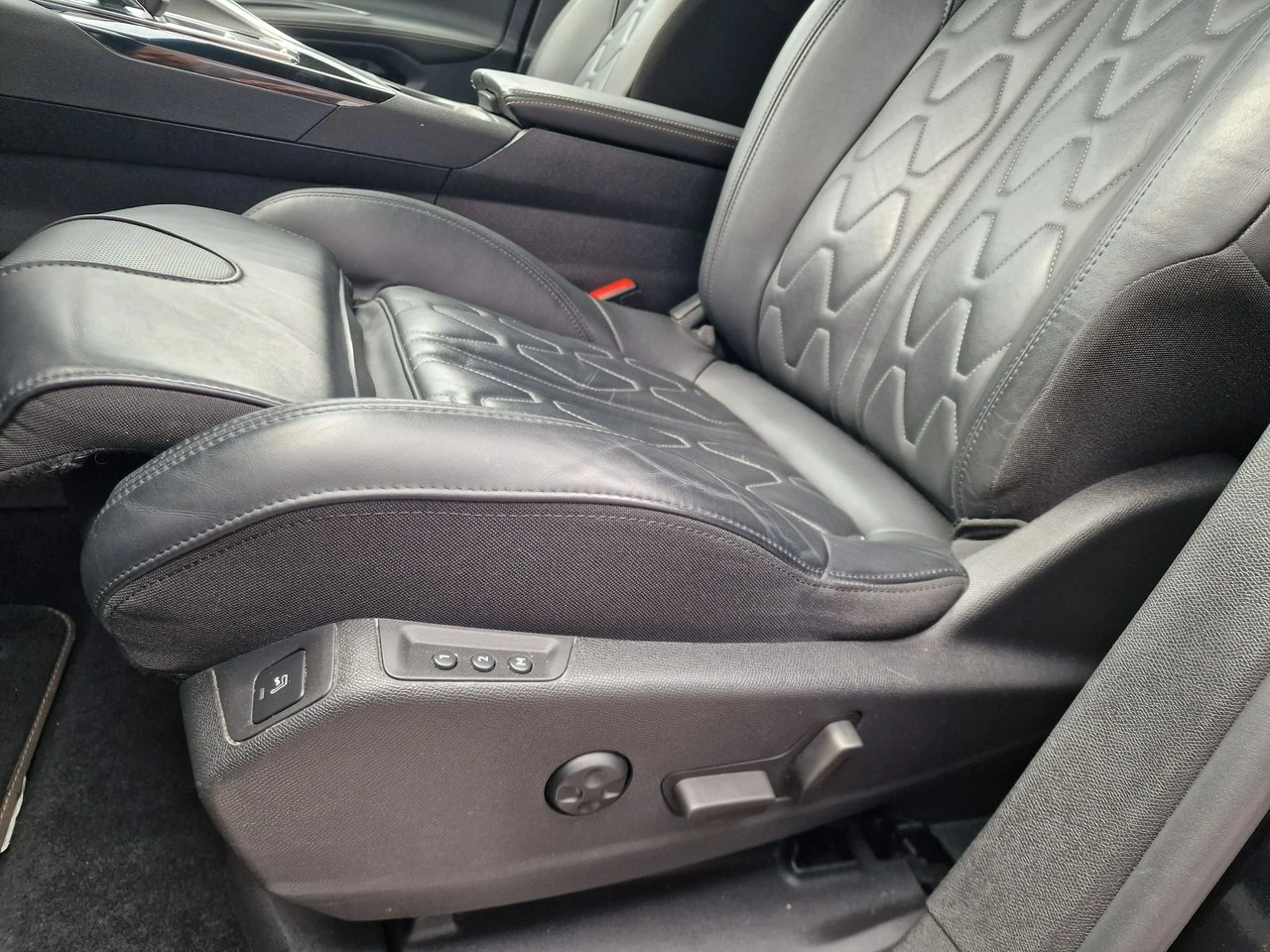 Peugeot 3008 - Zdjęcie 19