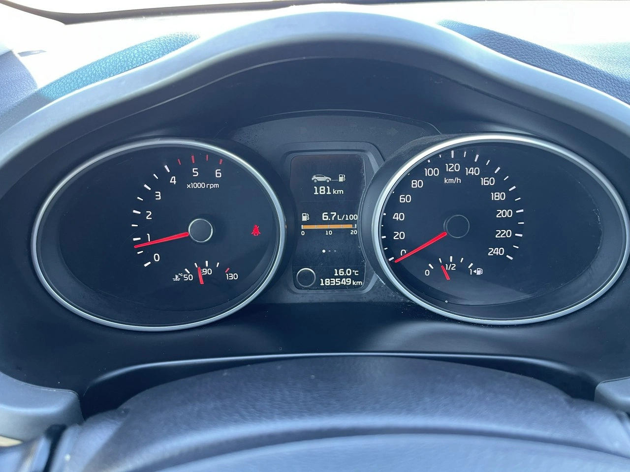 Kia Sportage - Zdjęcie 9