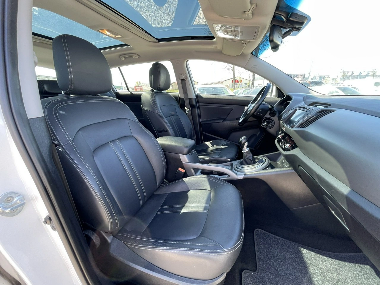 Kia Sportage - Zdjęcie 12