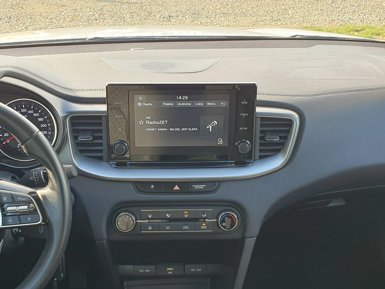 Kia XCeed - Zdjęcie 29