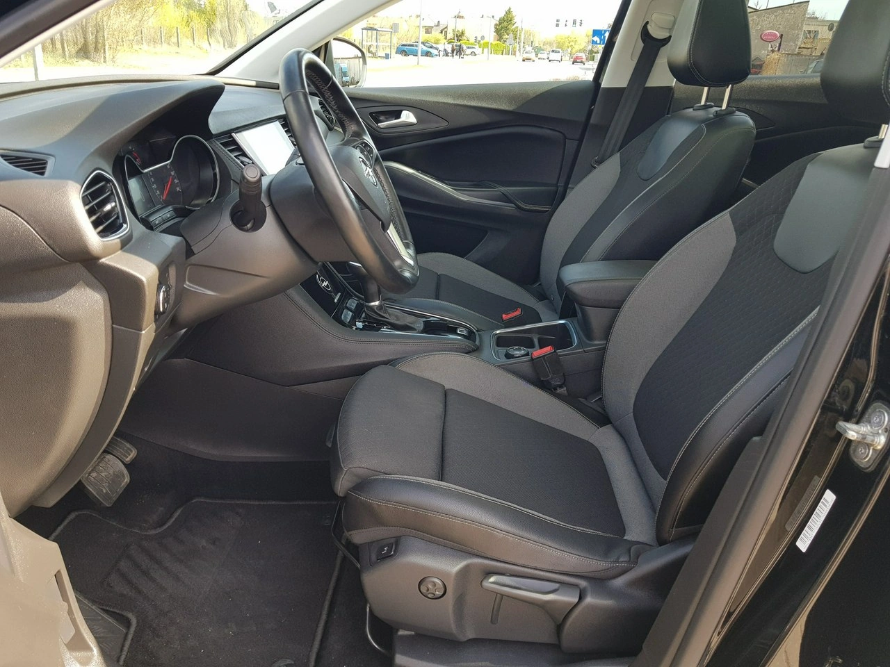 Opel Grandland X - Zdjęcie 8