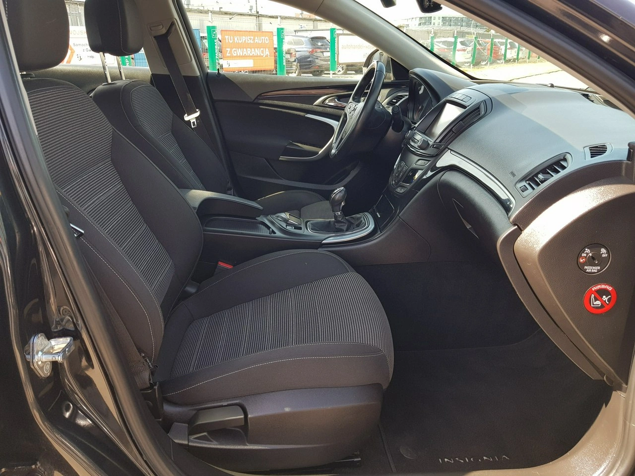Opel Insignia - Zdjęcie 16