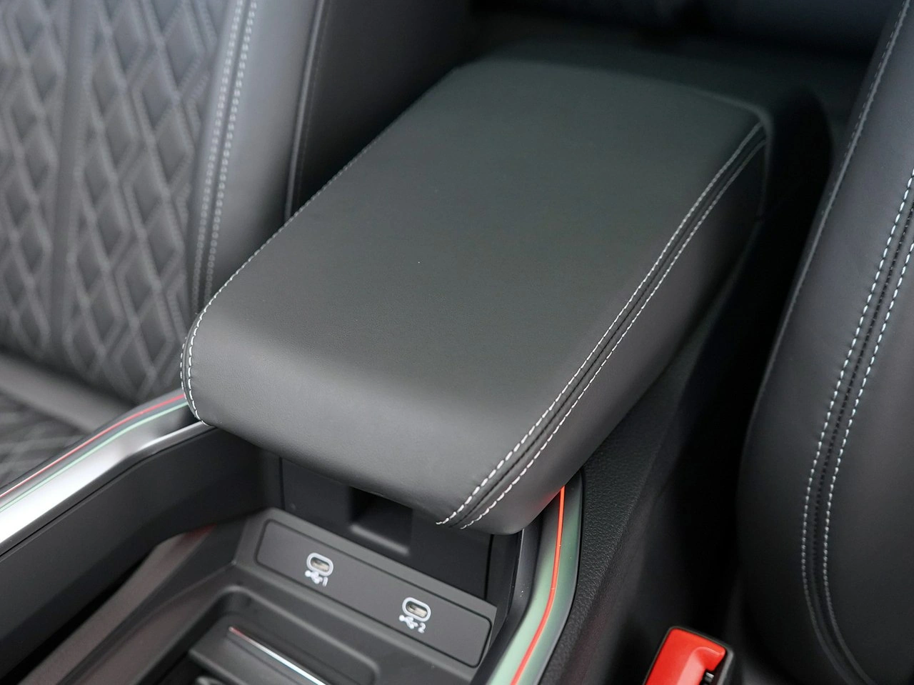 Audi SQ8 e-tron - Zdjęcie 15