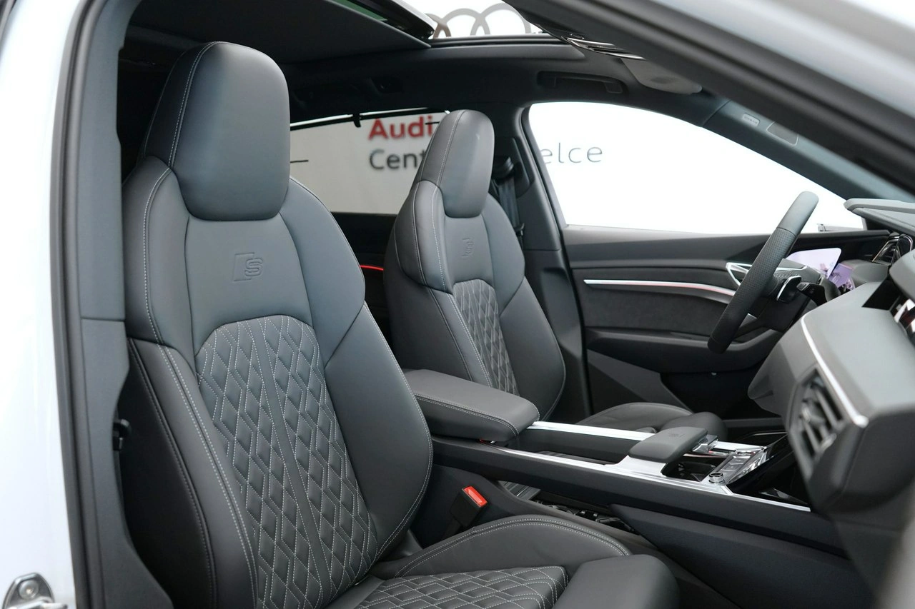 Audi SQ8 e-tron - Zdjęcie 25