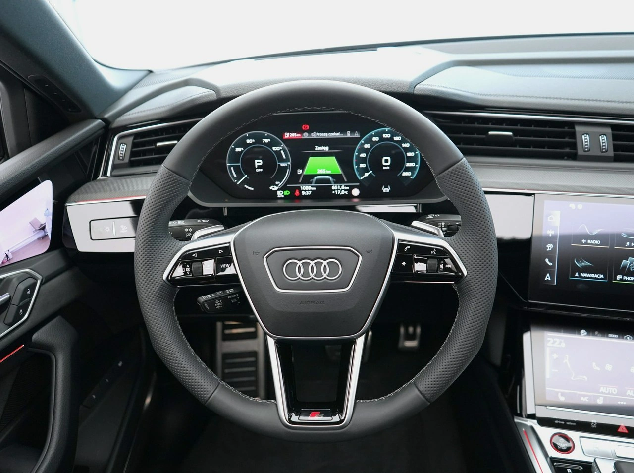 Audi SQ8 e-tron - Zdjęcie 21