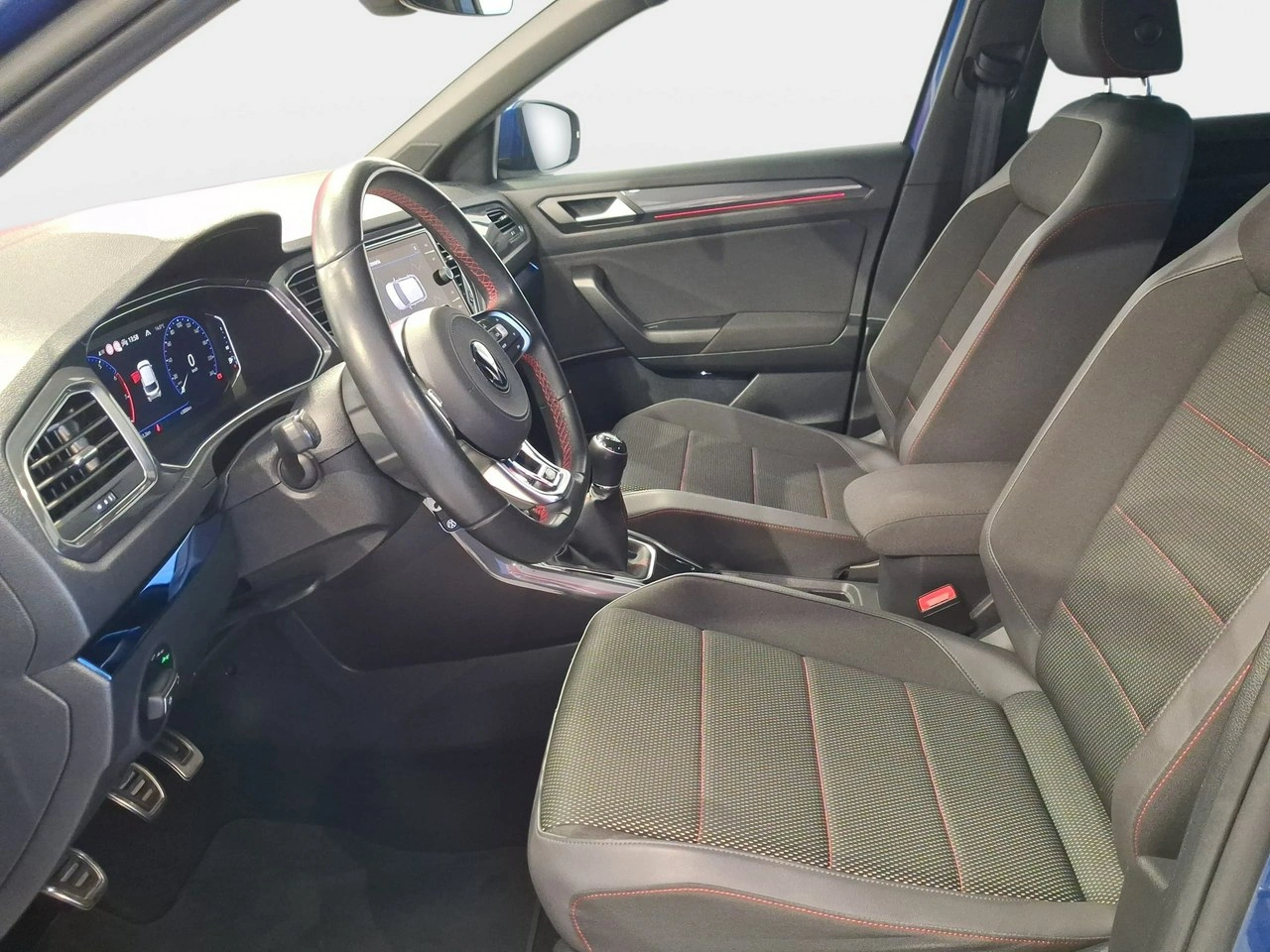 Volkswagen T-Roc - Zdjęcie 14