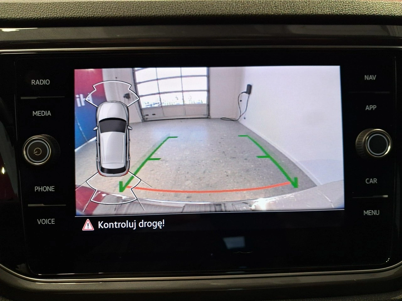 Volkswagen T-Roc - Zdjęcie 31