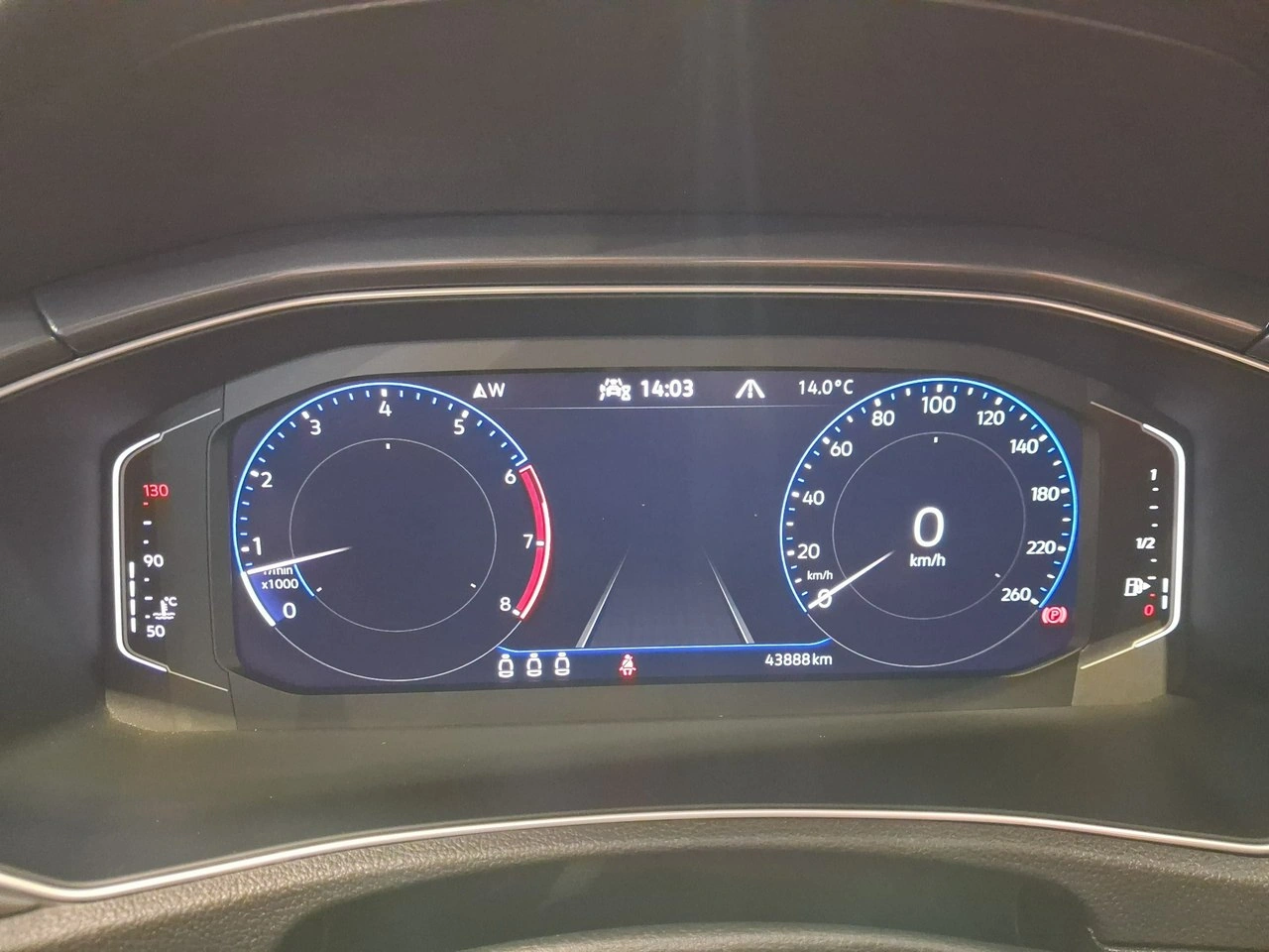 Volkswagen T-Roc - Zdjęcie 32