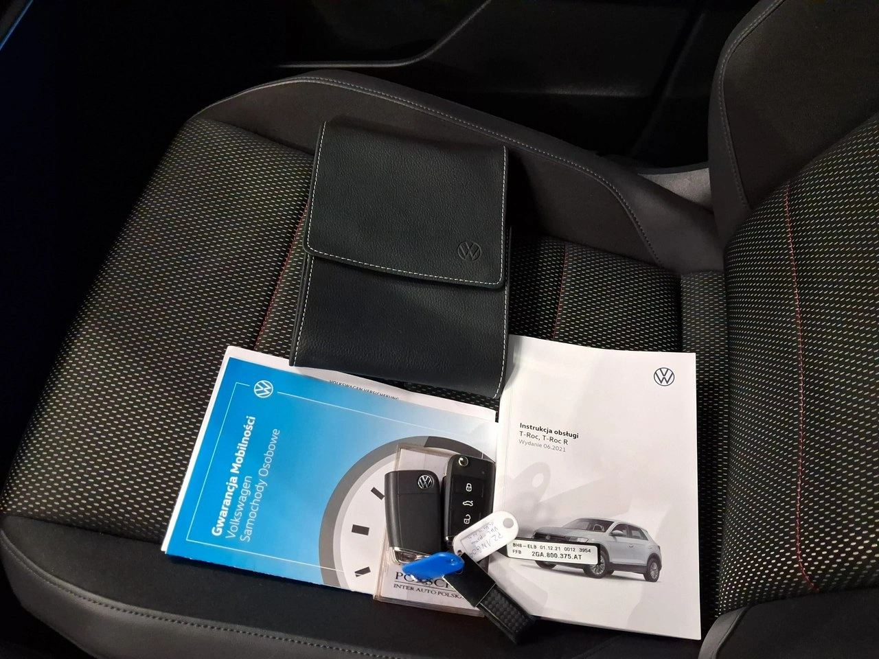 Volkswagen T-Roc - Zdjęcie 37