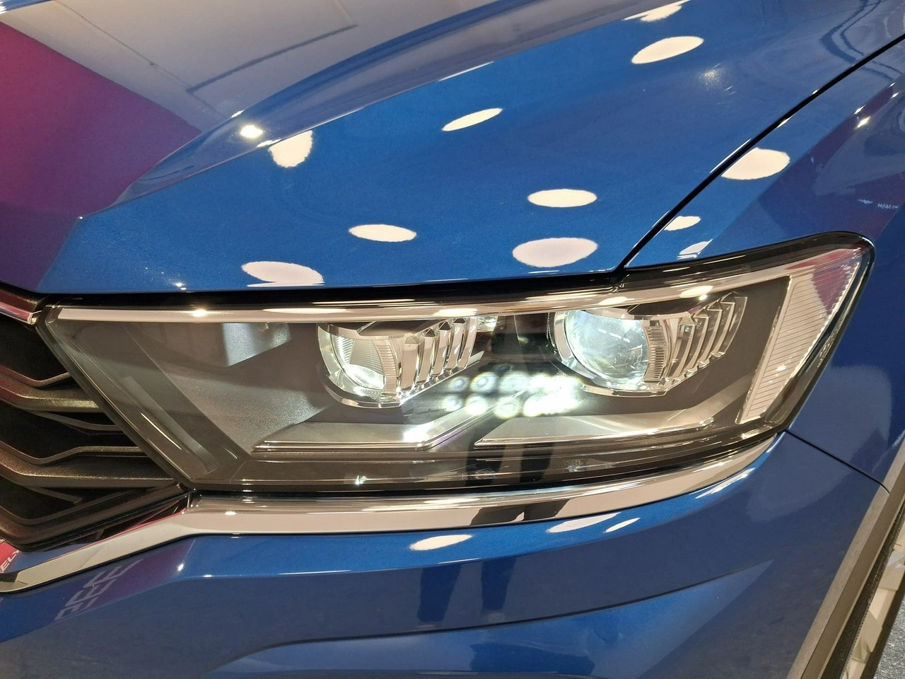 Volkswagen T-Roc - Zdjęcie 8