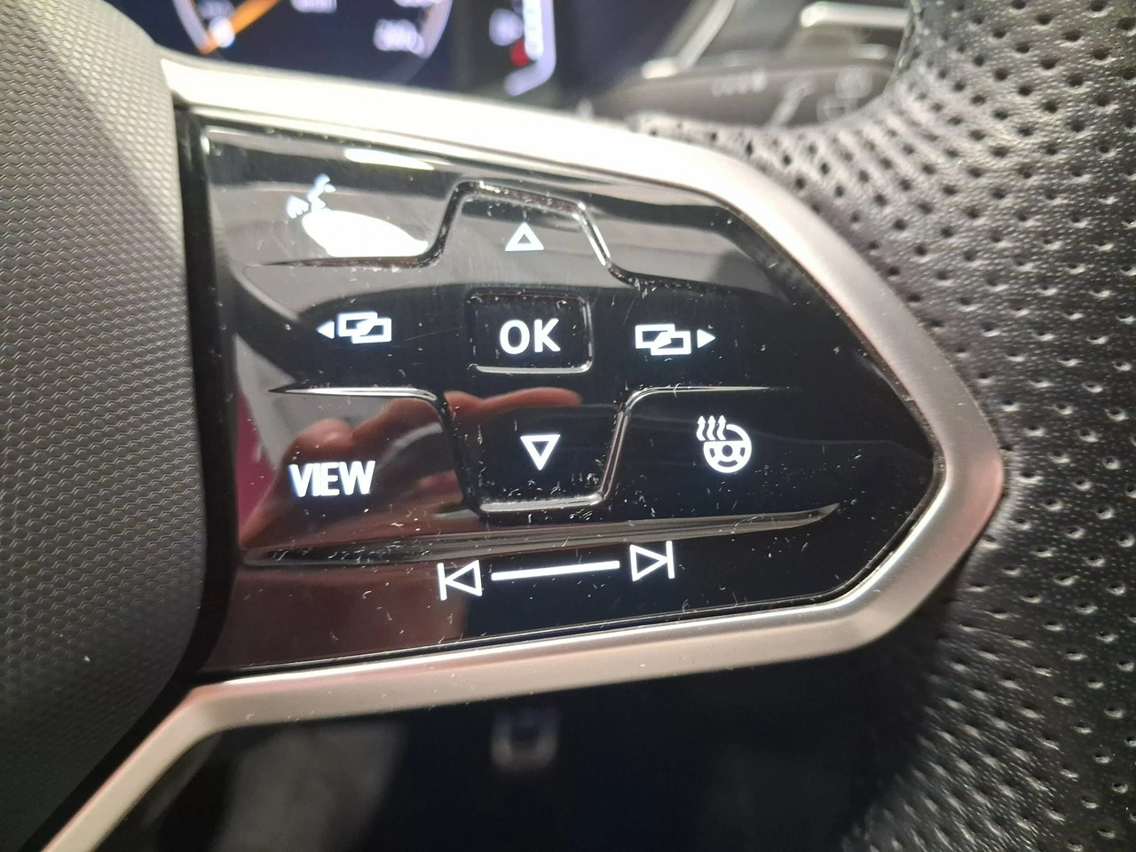 Volkswagen Tiguan Allspace - Zdjęcie 20