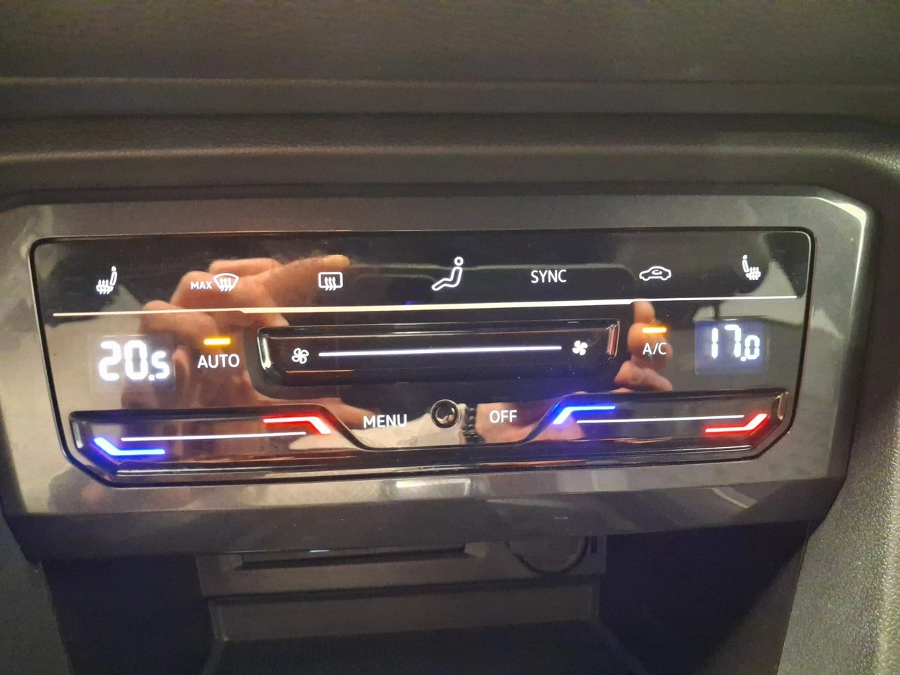 Volkswagen Tiguan Allspace - Zdjęcie 28