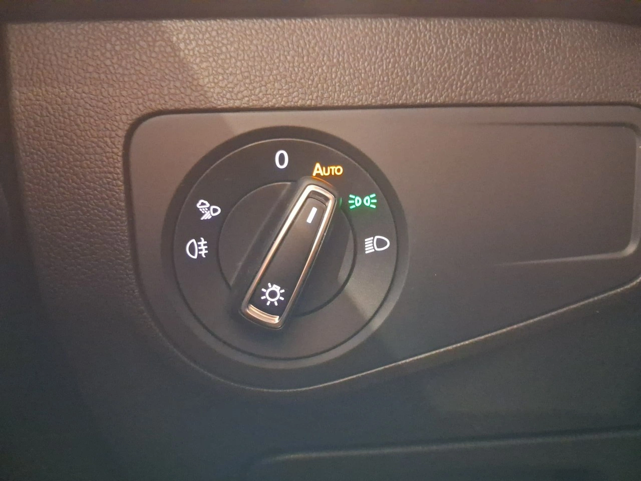 Volkswagen Tiguan Allspace - Zdjęcie 31