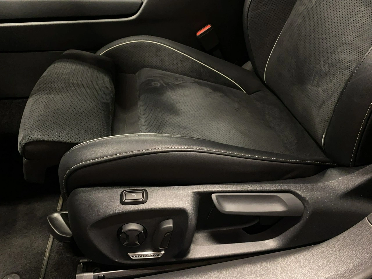 Volkswagen Passat Variant - Zdjęcie 12