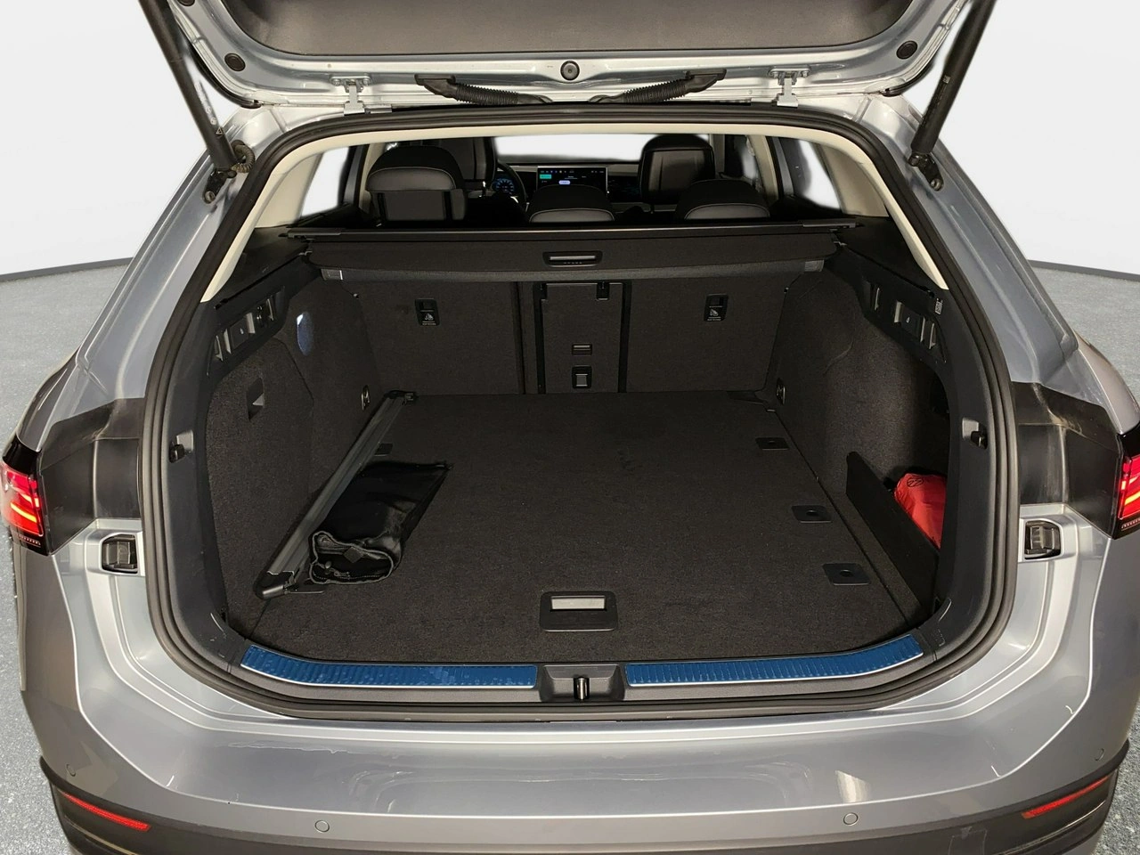 Volkswagen Passat Variant - Zdjęcie 16