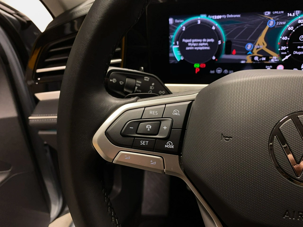 Volkswagen Passat Variant - Zdjęcie 20