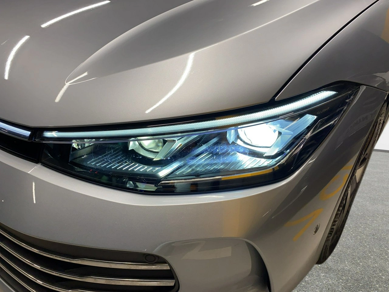 Volkswagen Passat Variant - Zdjęcie 8