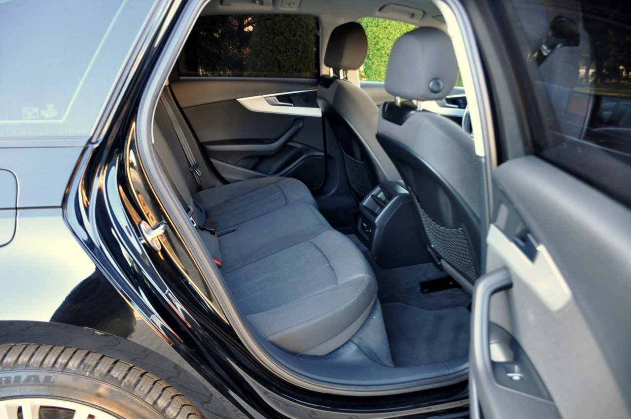 Audi A4 - Zdjęcie 18