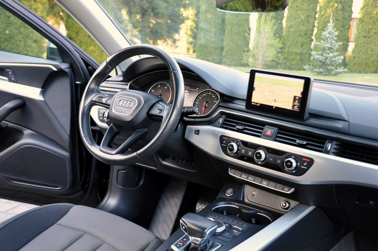 Audi A4 - Zdjęcie 24