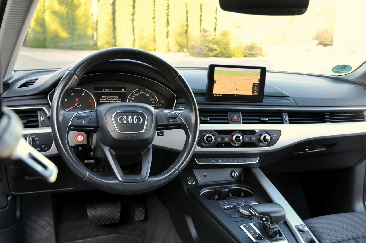 Audi A4 - Zdjęcie 28