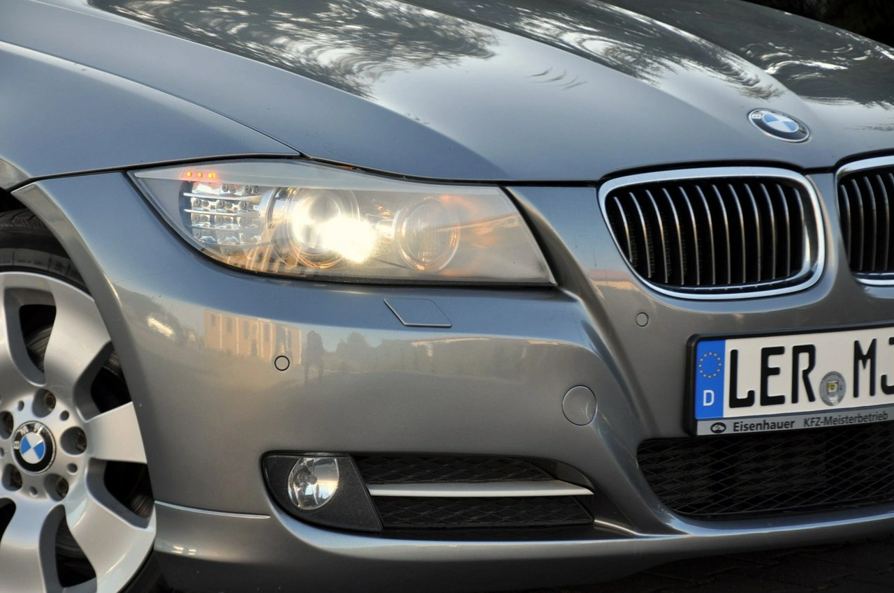 BMW 330 - Zdjęcie 11