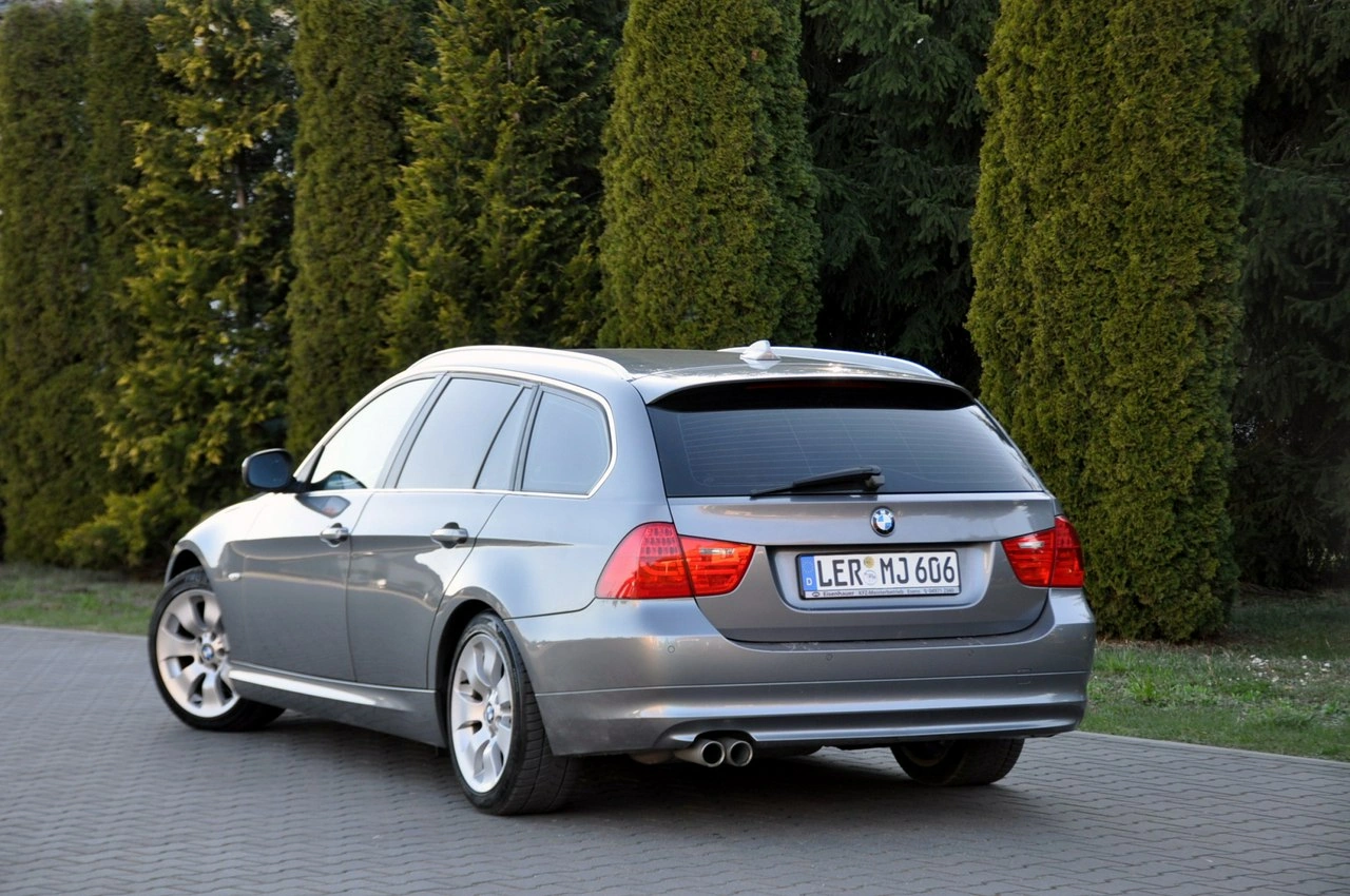 BMW 330 - Zdjęcie 13