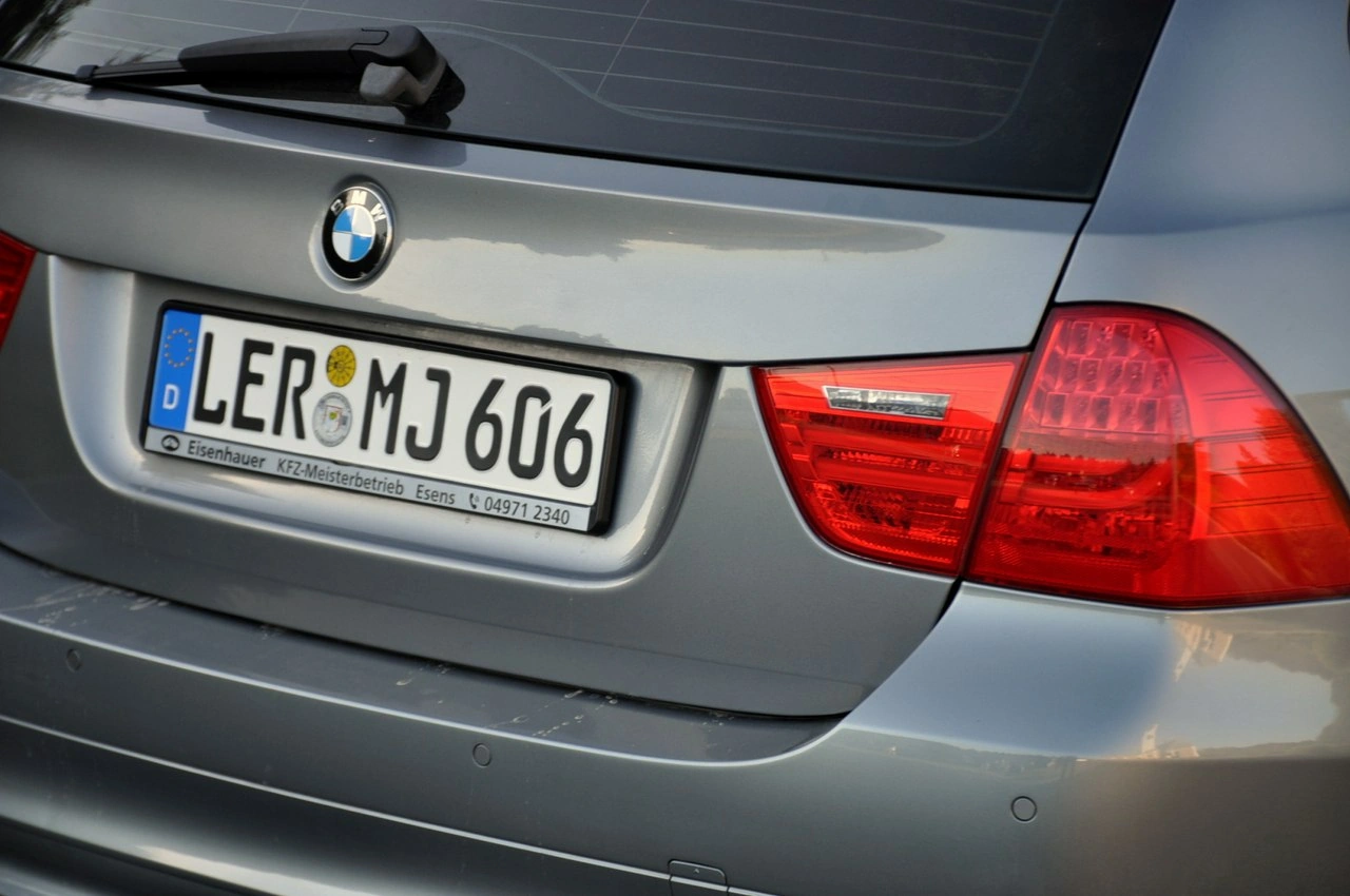 BMW 330 - Zdjęcie 15