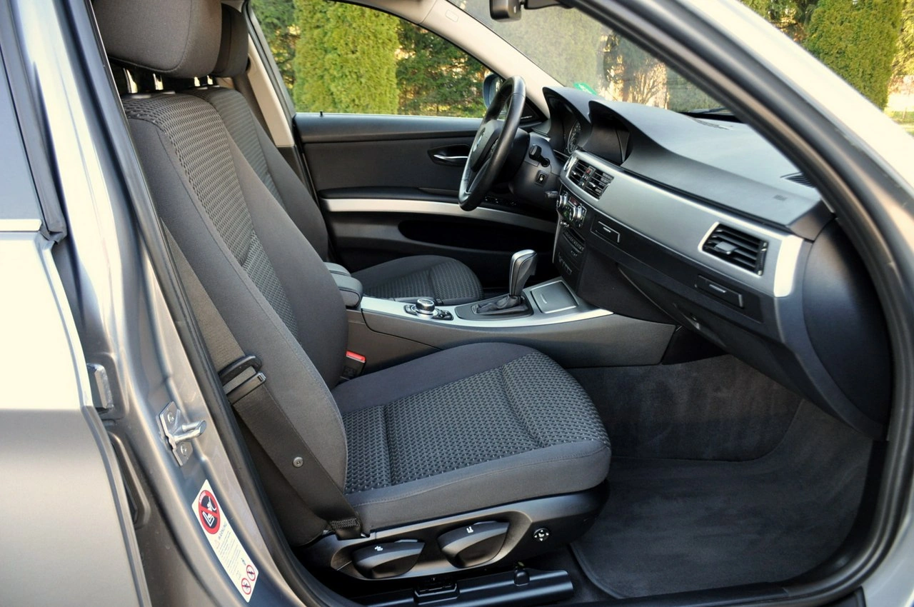 BMW 330 - Zdjęcie 16