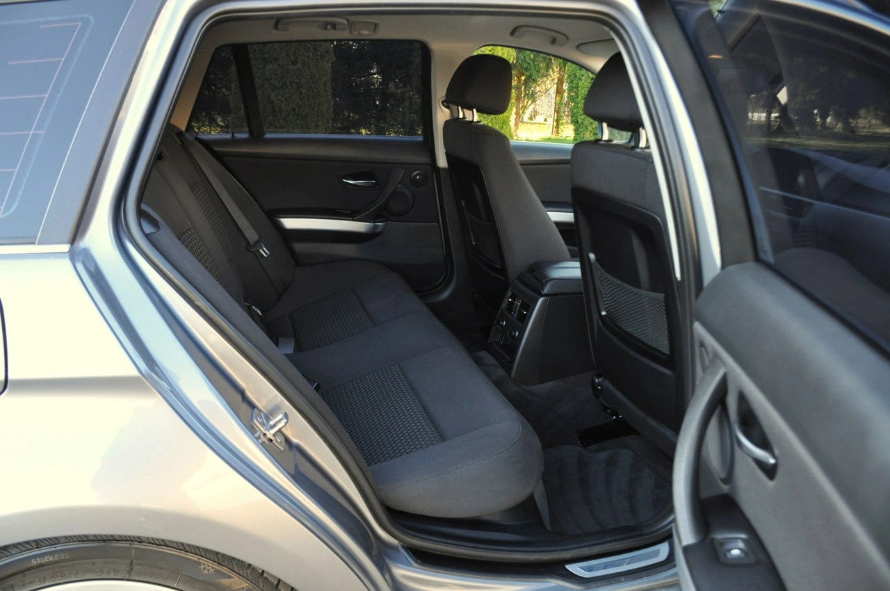 BMW 330 - Zdjęcie 19