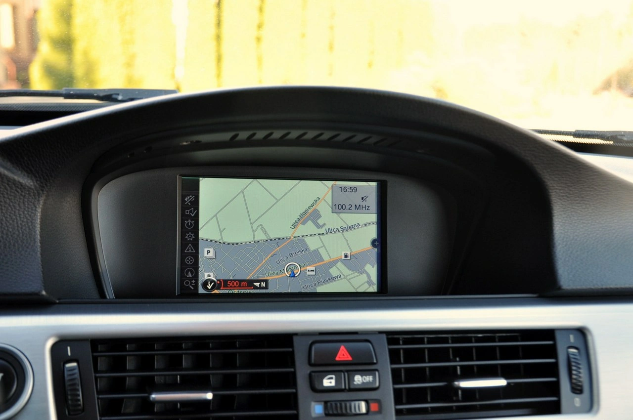 BMW 330 - Zdjęcie 30