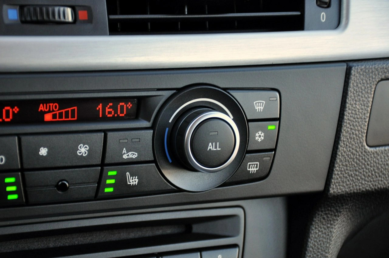 BMW 330 - Zdjęcie 33