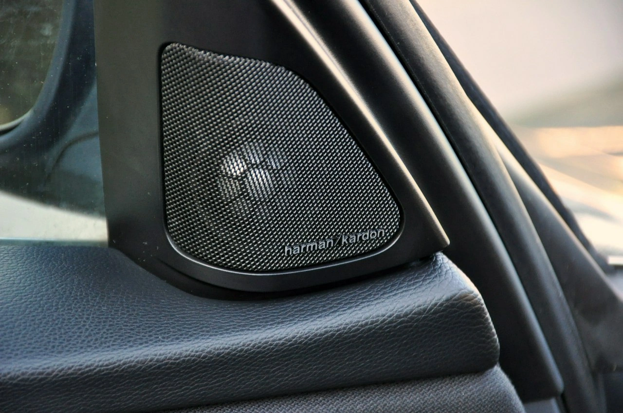 BMW 330 - Zdjęcie 35