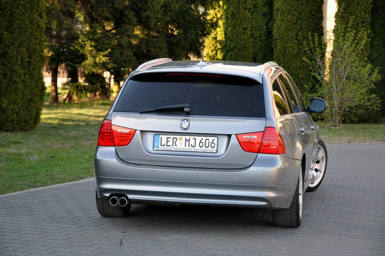 BMW 330 - Zdjęcie 6