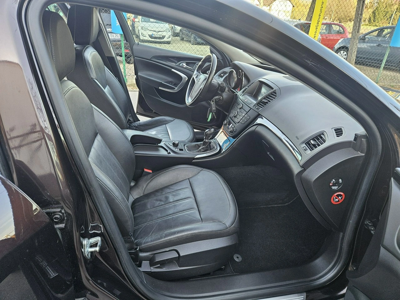 Opel Insignia - Zdjęcie 9