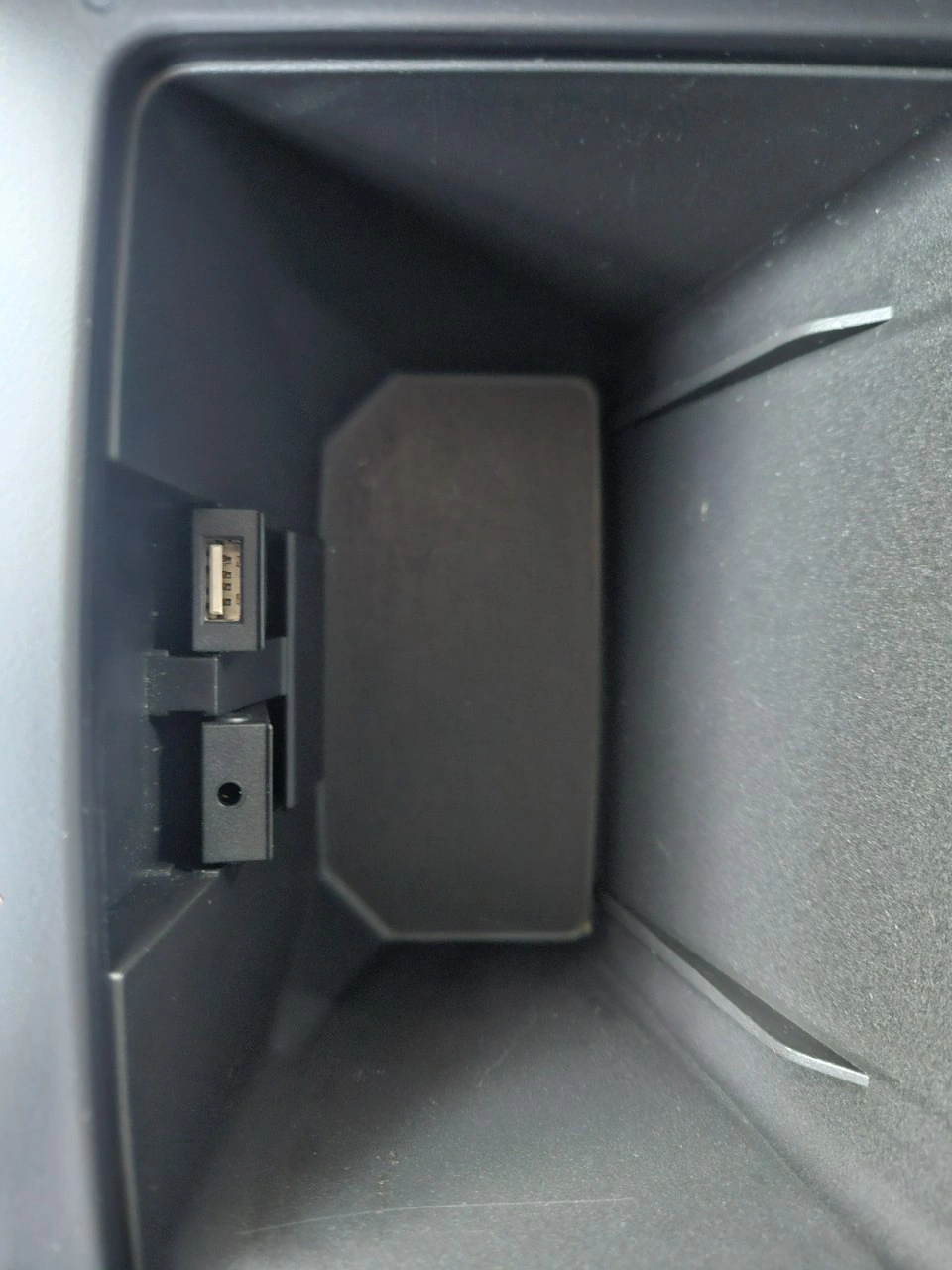 Opel Insignia - Zdjęcie 20