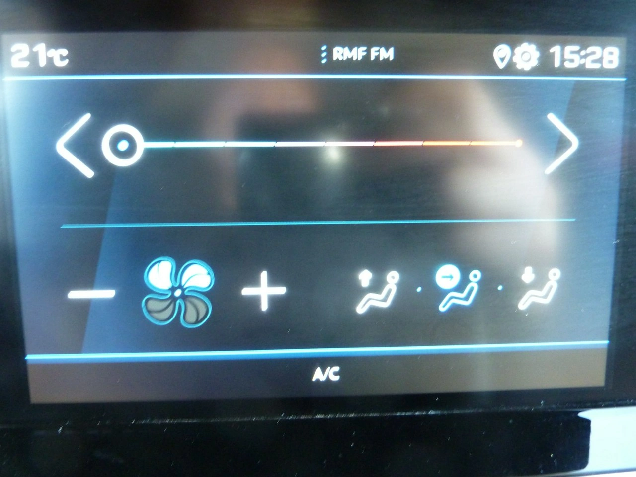 Peugeot 208 - Zdjęcie 20