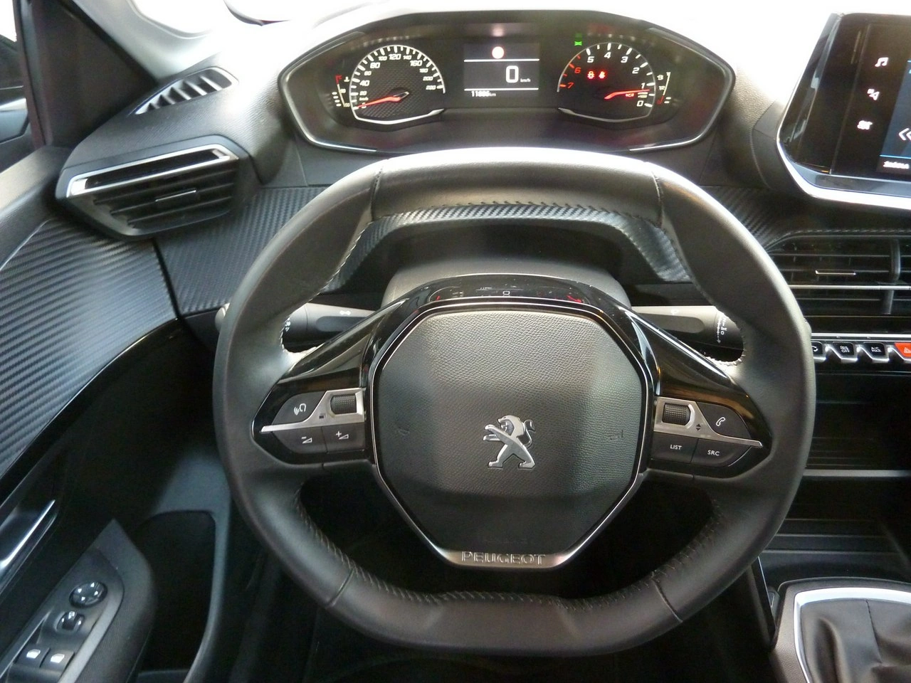 Peugeot 208 - Zdjęcie 18