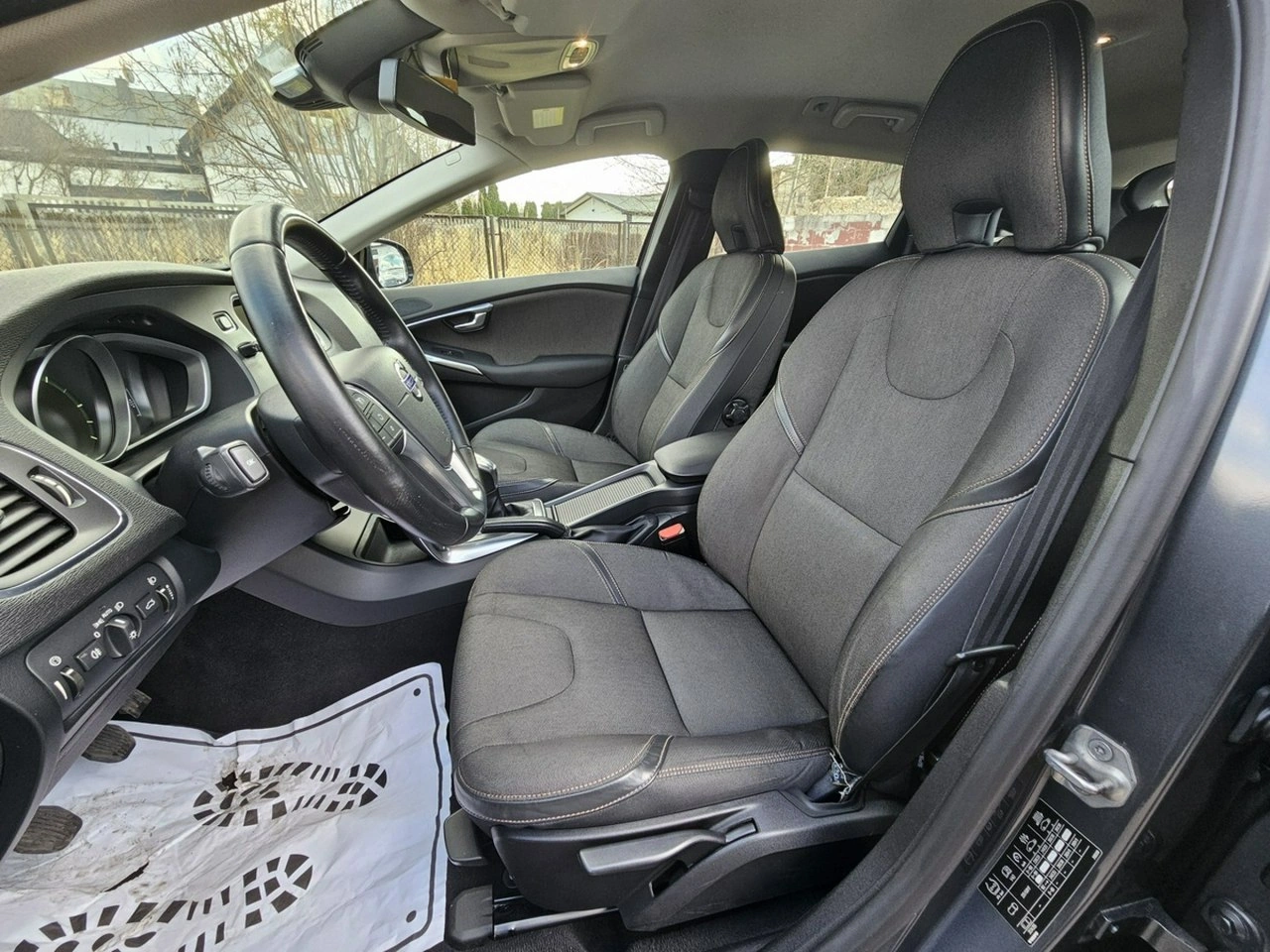 Volvo V40 Cross Country - Zdjęcie 12