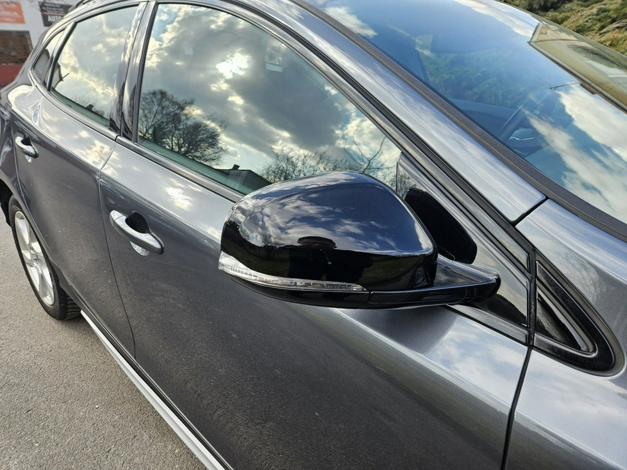 Volvo V40 Cross Country - Zdjęcie 28