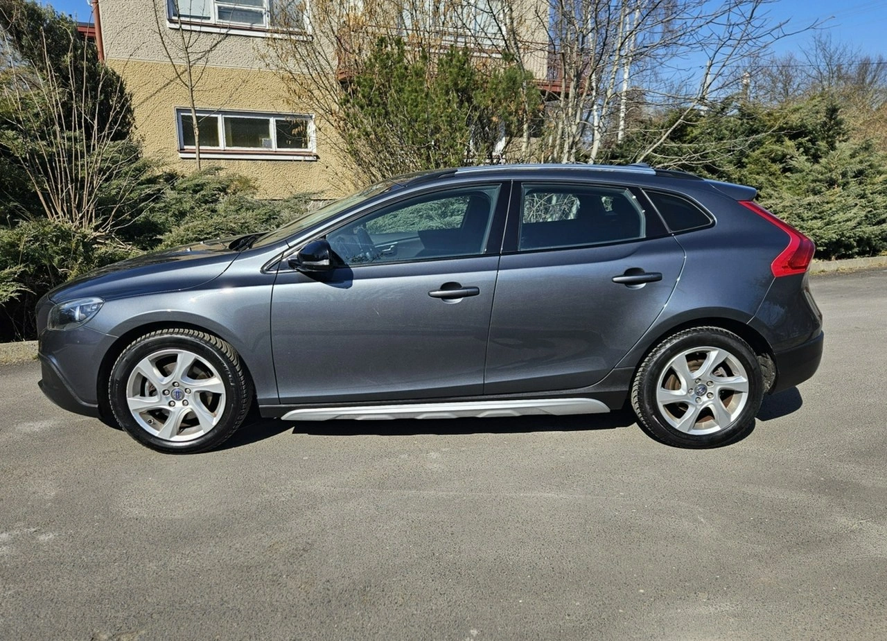 Volvo V40 Cross Country - Zdjęcie 4