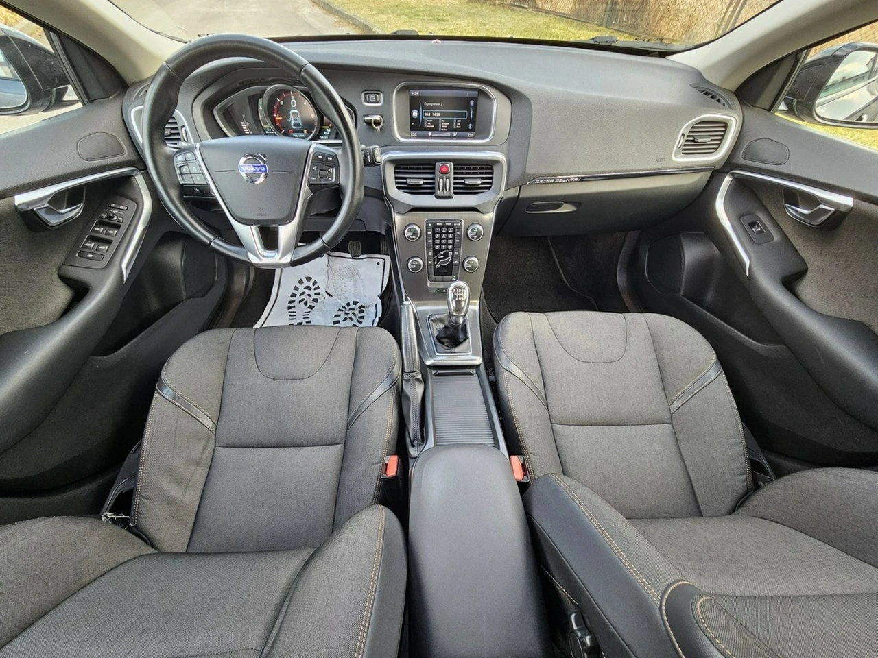 Volvo V40 Cross Country - Zdjęcie 7