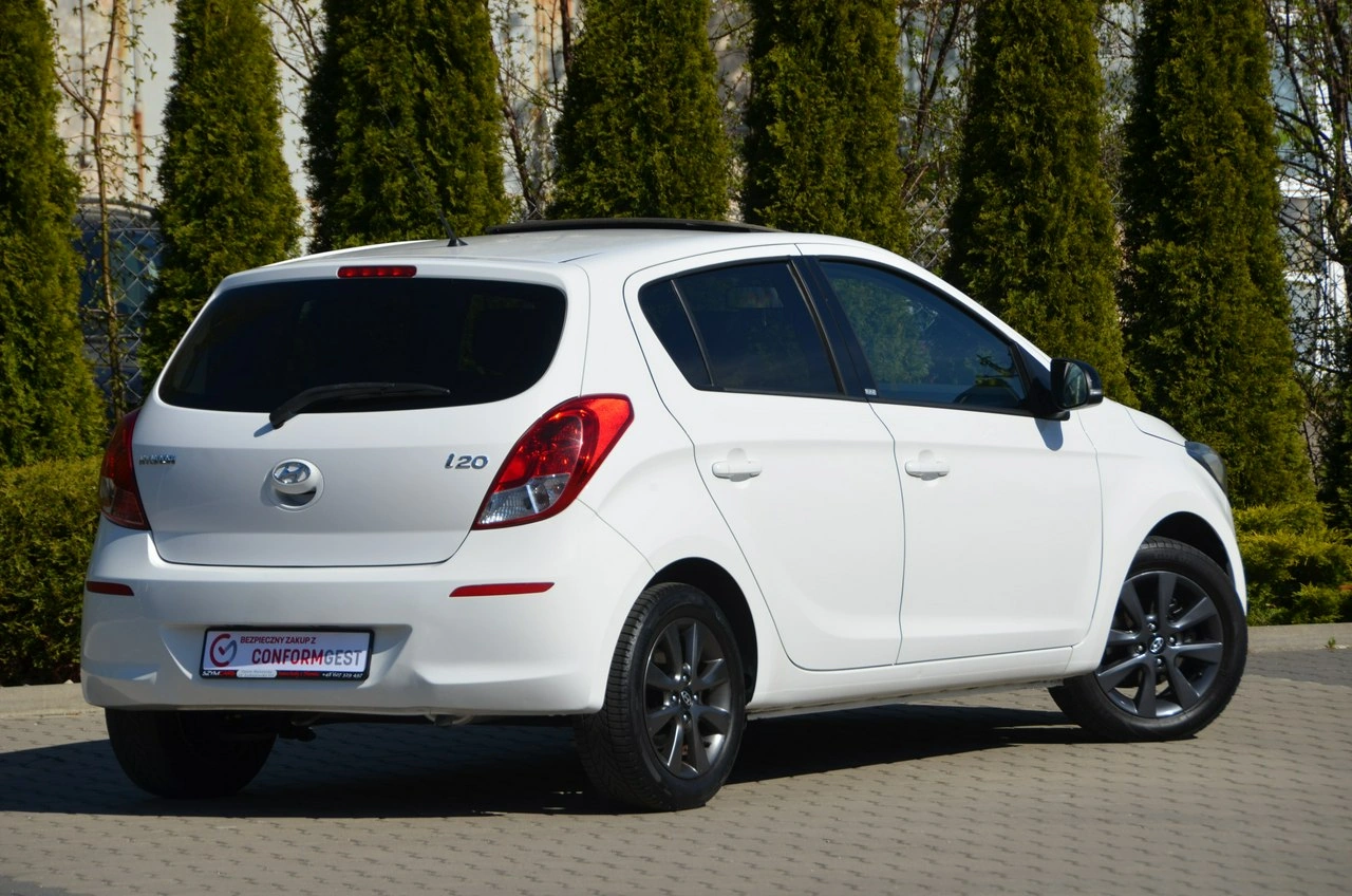 Hyundai i20 - Zdjęcie 9