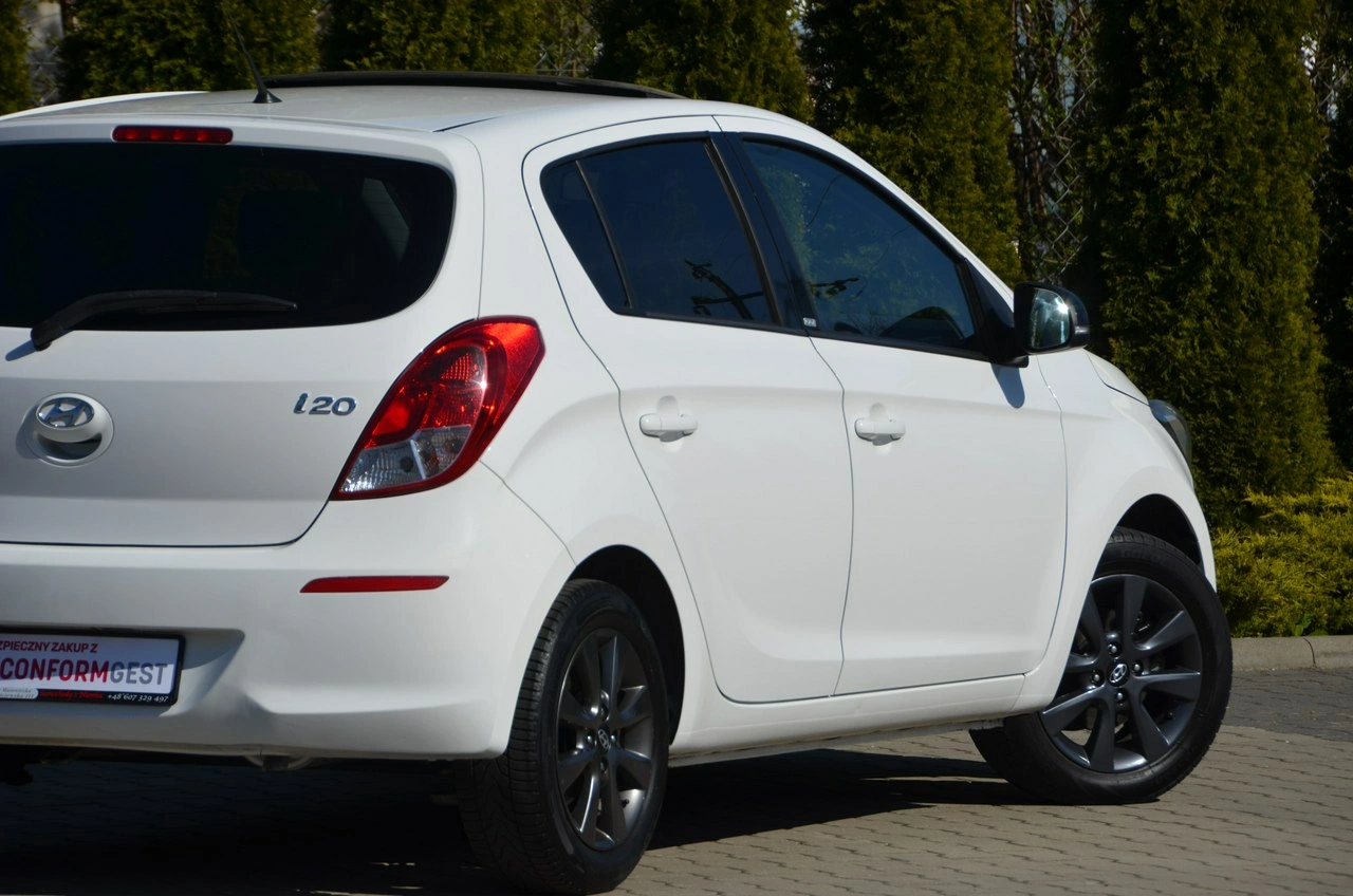 Hyundai i20 - Zdjęcie 10