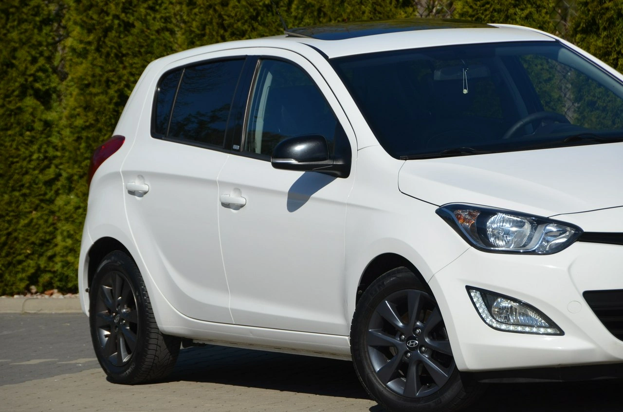 Hyundai i20 - Zdjęcie 19