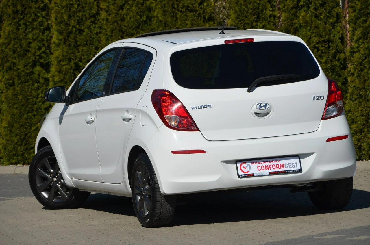 Hyundai i20 - Zdjęcie 18