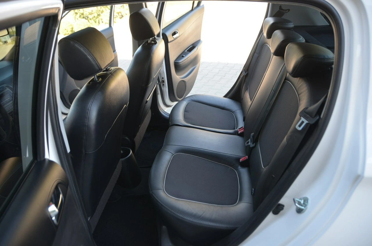 Hyundai i20 - Zdjęcie 26