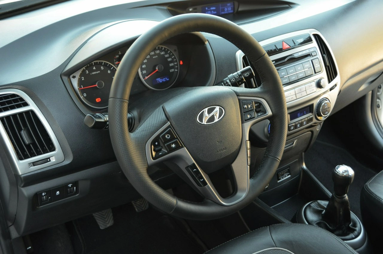 Hyundai i20 - Zdjęcie 30